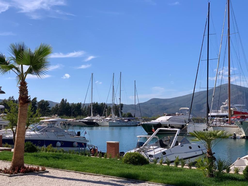 Apartahotel Marina Orikum Vlorë